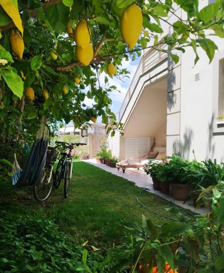 Xrysa'S Garden Apartment Missolonghi Ngoại thất bức ảnh